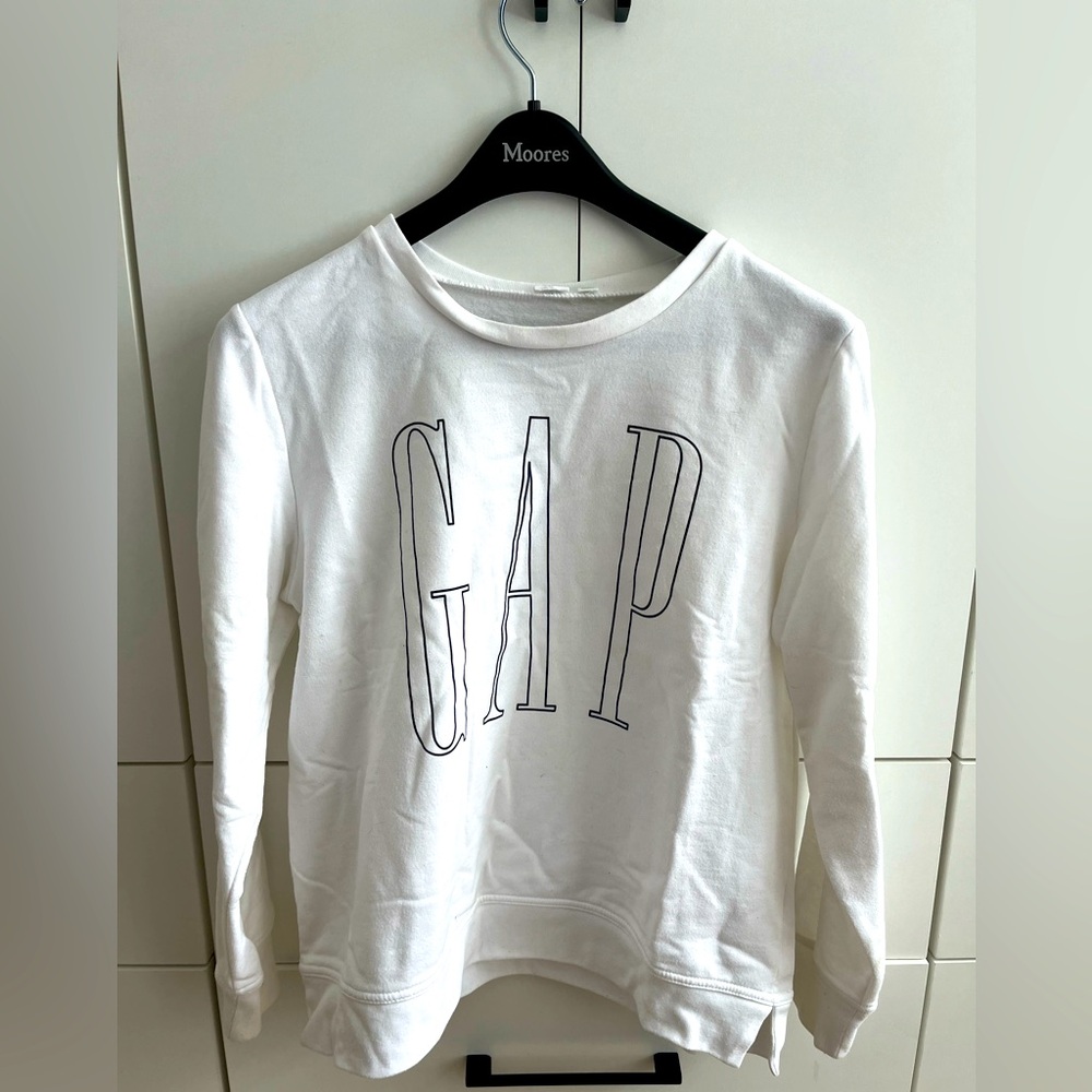 GAP white crewneck sweater